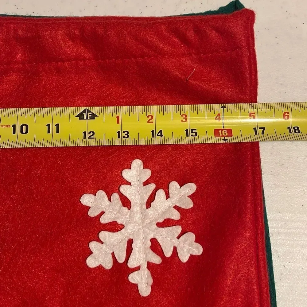 2 Holiday‎ Felt Gift Sacks.  NWOT.